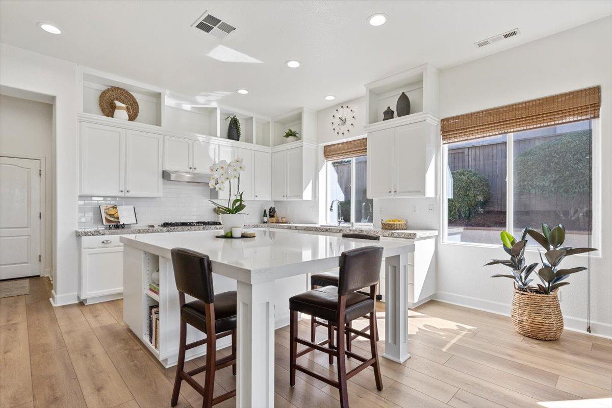 4866 Village Green Drive
