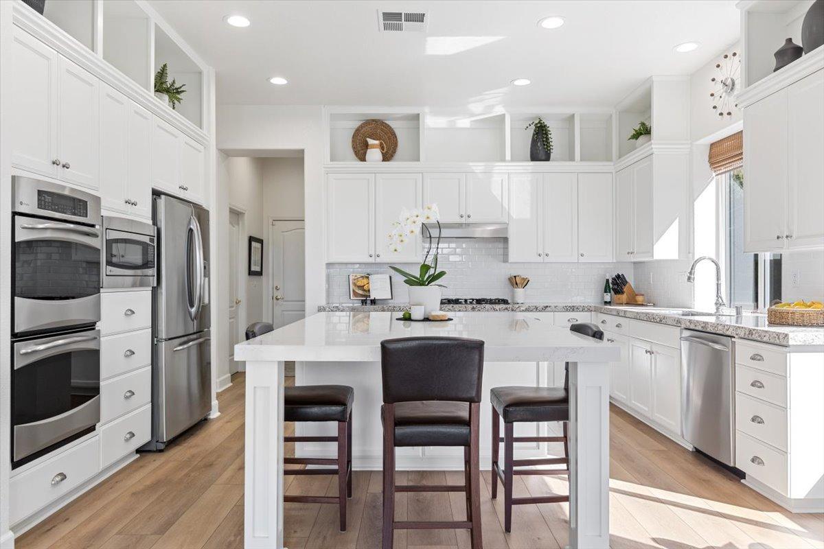 4866 Village Green Drive