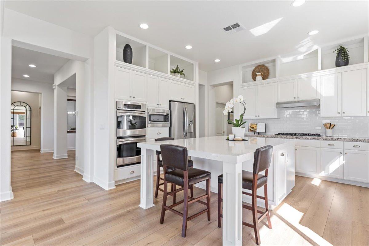 4866 Village Green Drive