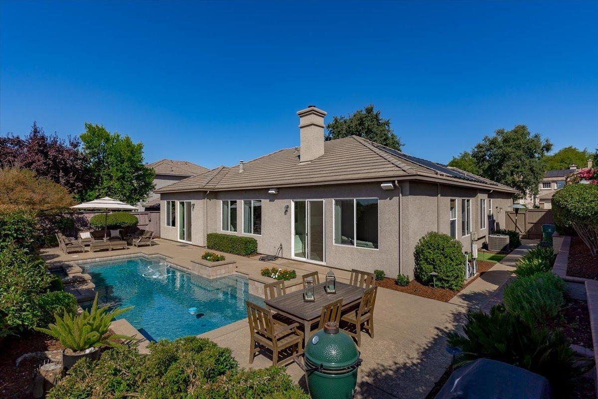 4866 Village Green Drive