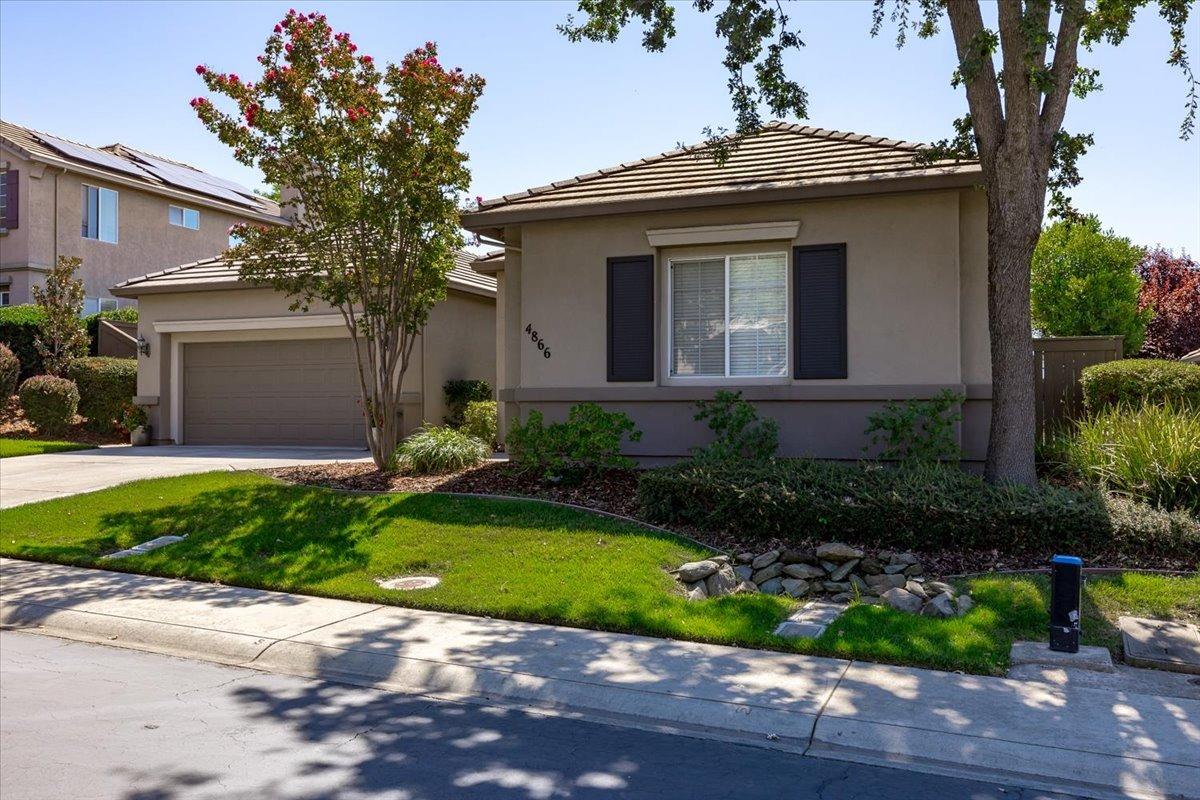 4866 Village Green Drive