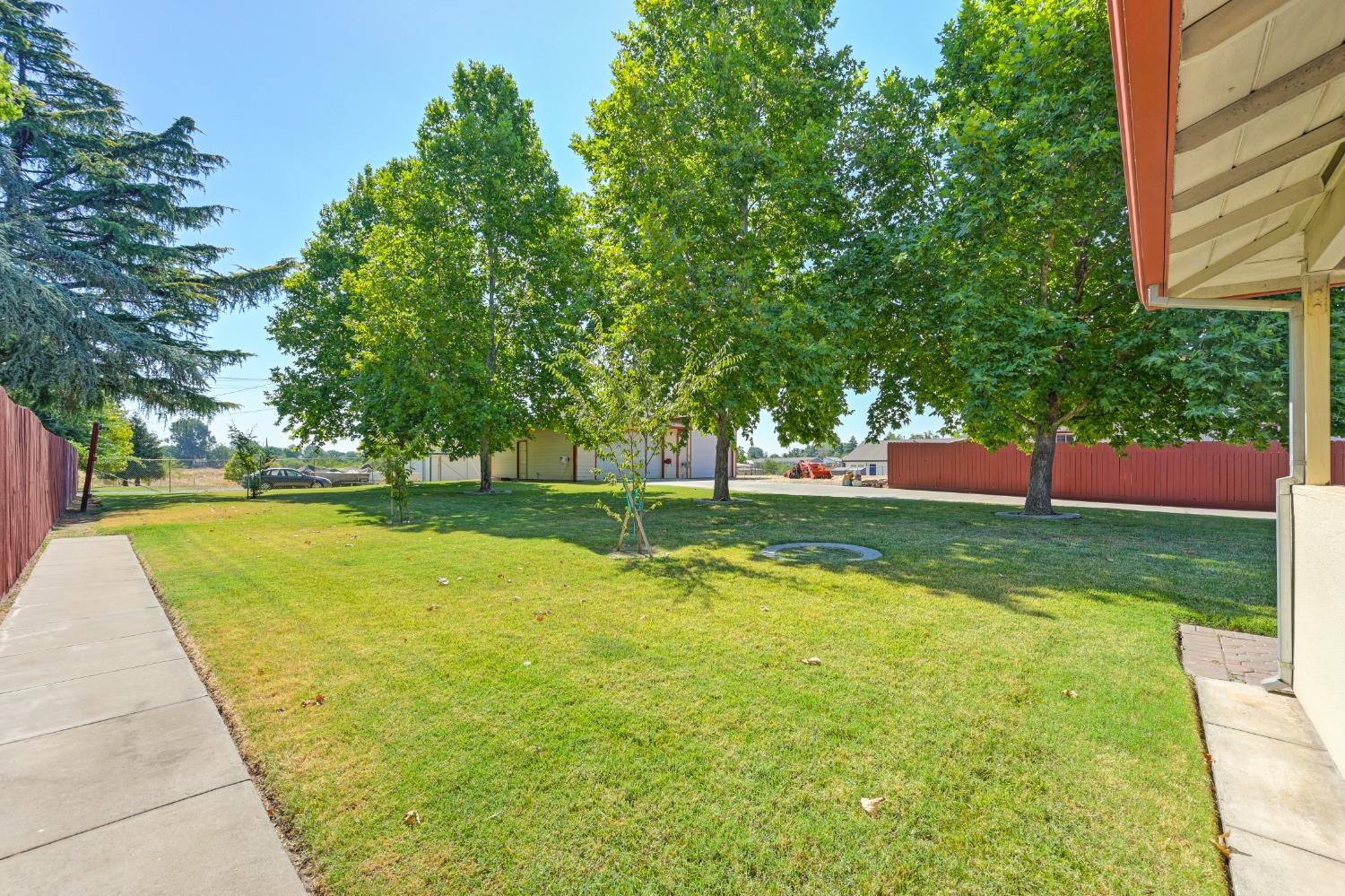 7458 6th Street