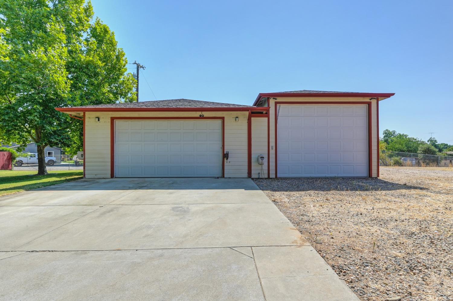 7458 6th Street