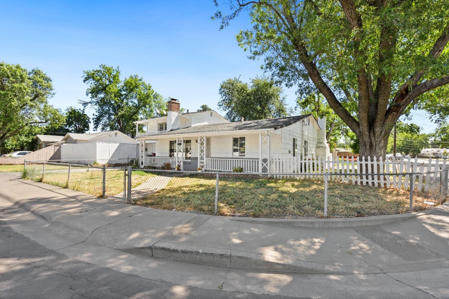 37 Grand Avenue