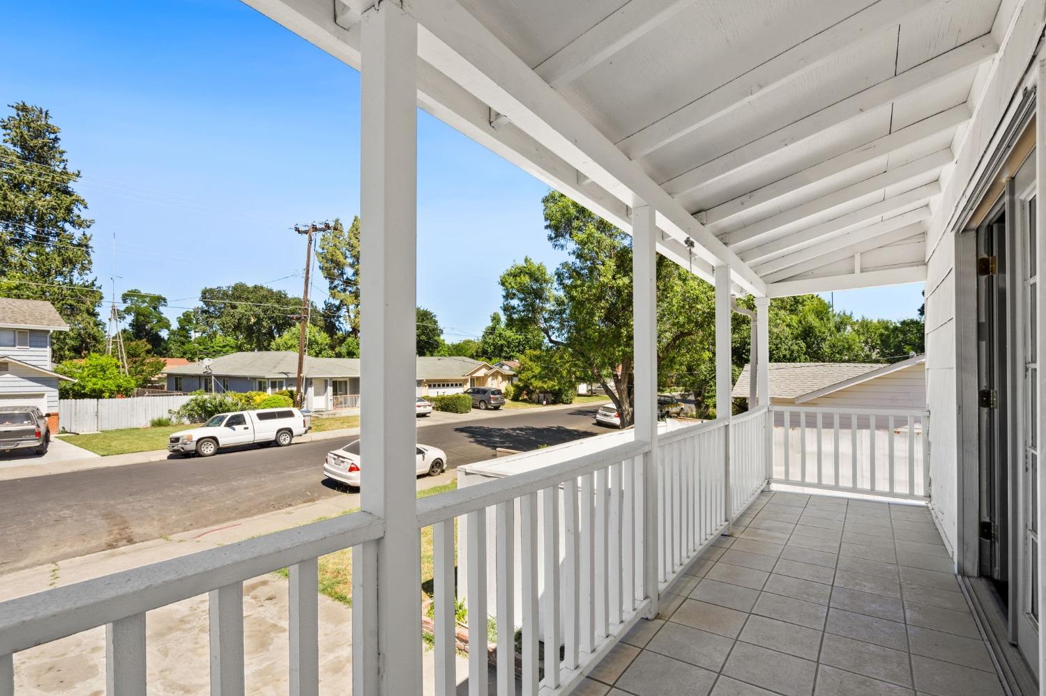 37 Grand Avenue