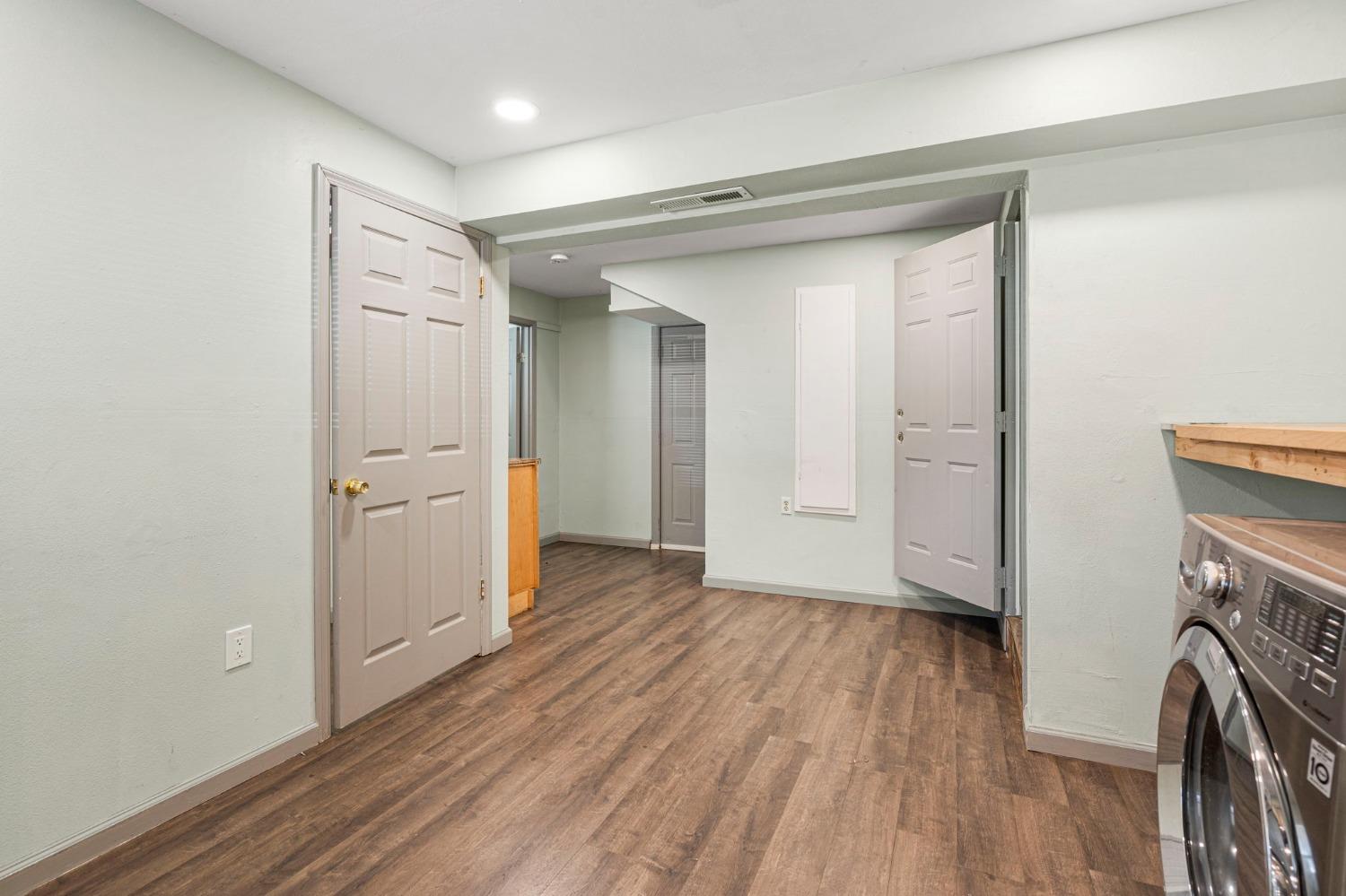 37 Grand Avenue