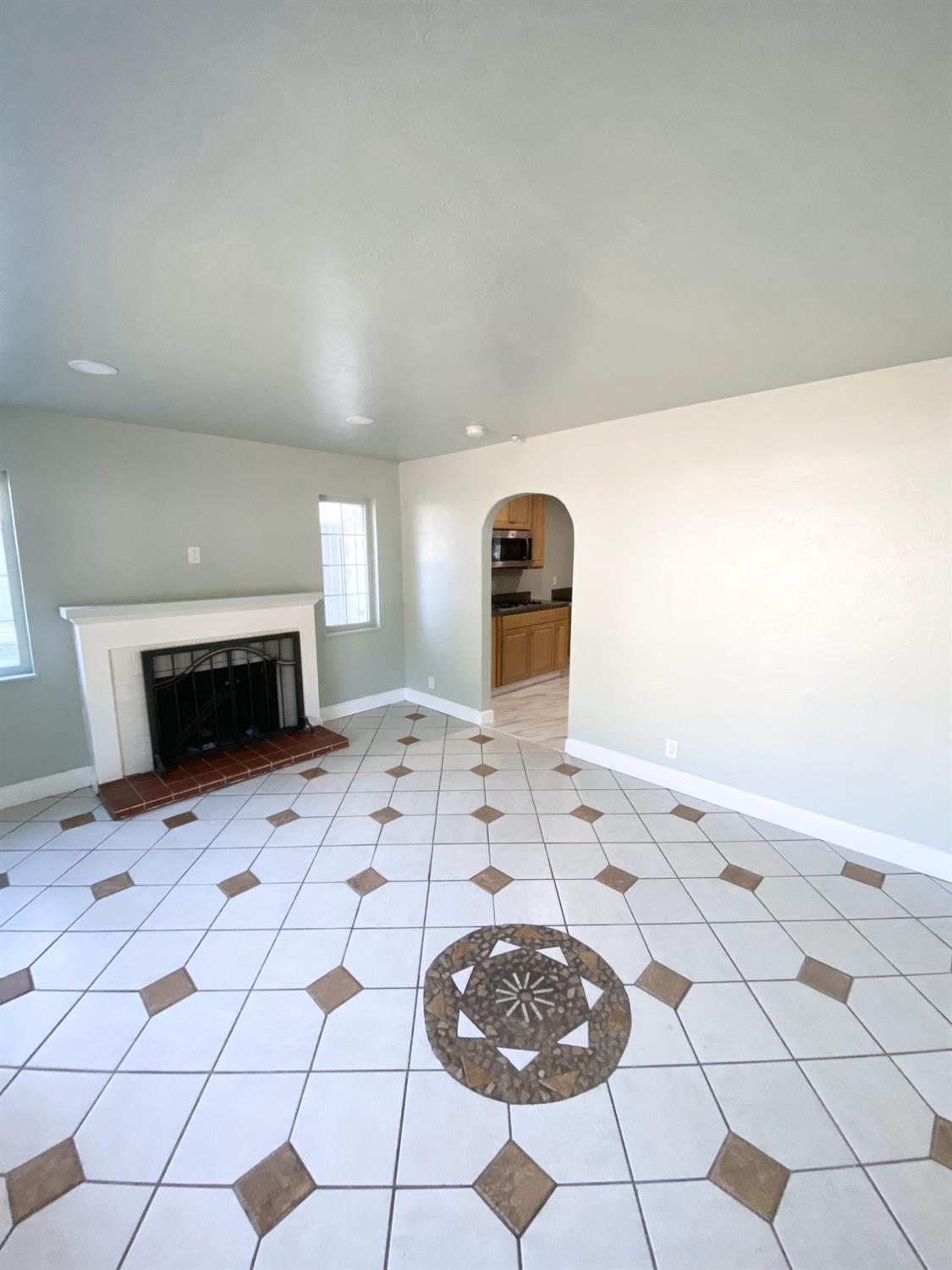 37 Grand Avenue