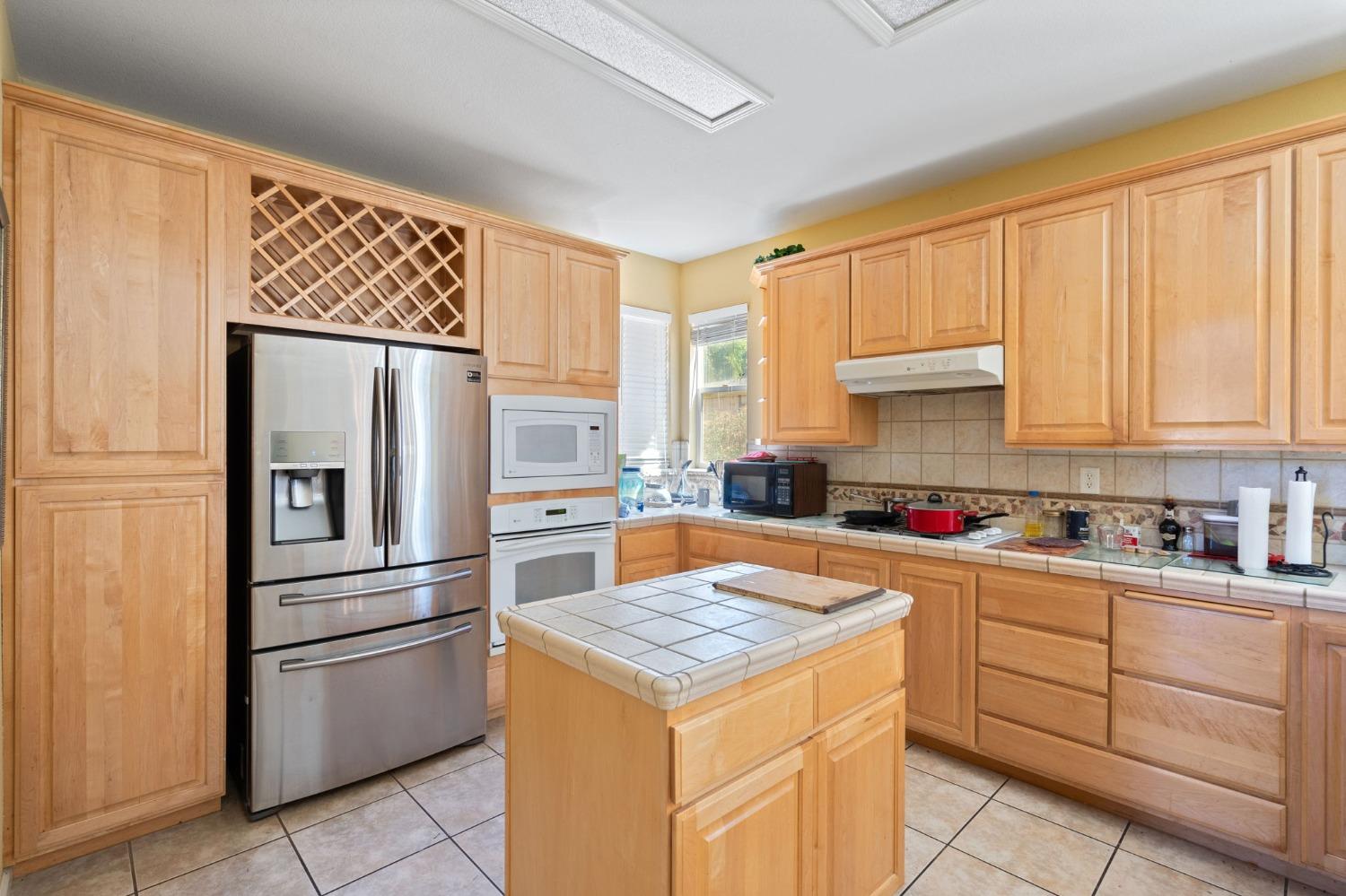 6617 Clapper Rail Court