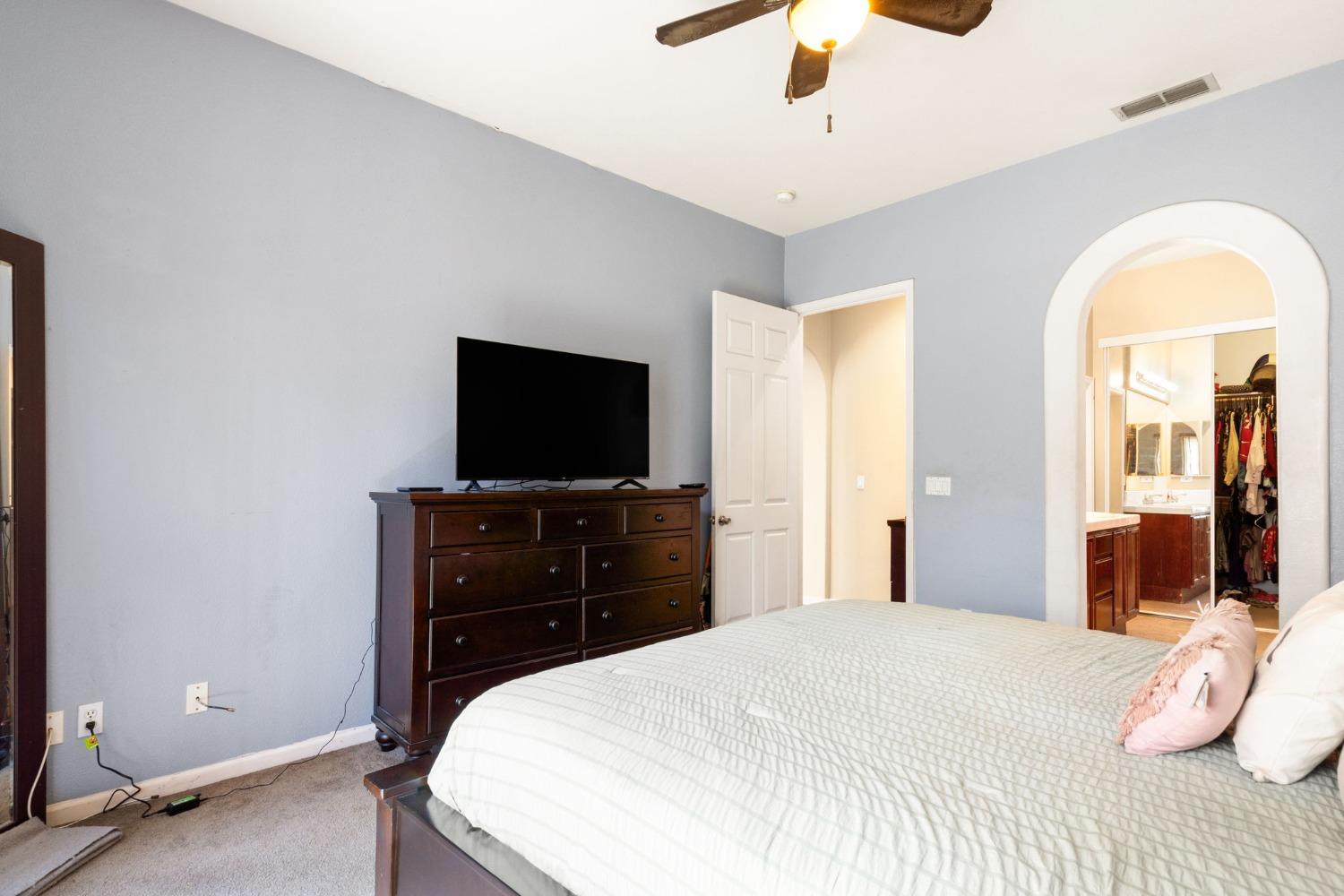 4642 Westlake Parkway