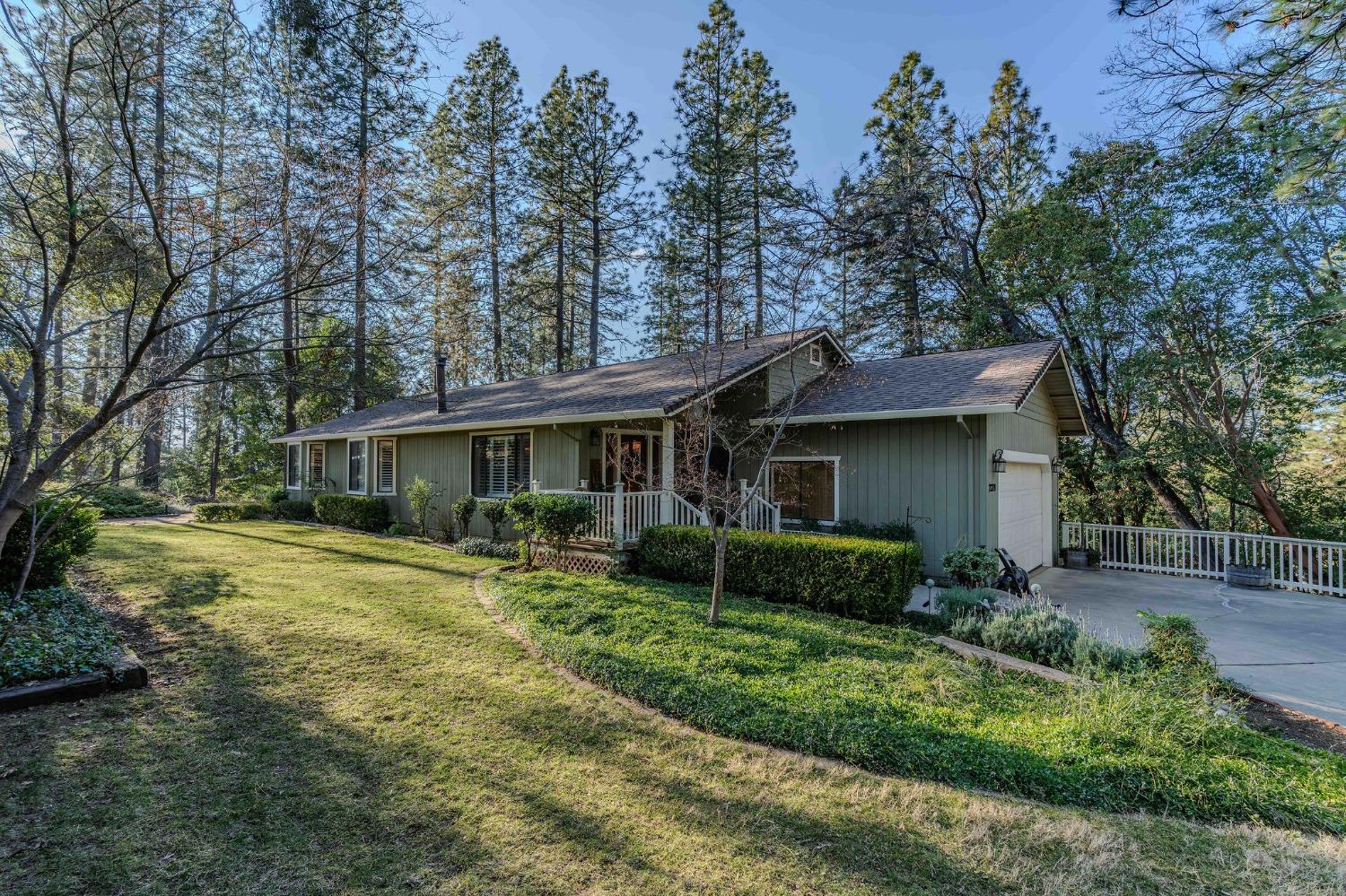 23201 Hidden Lane
