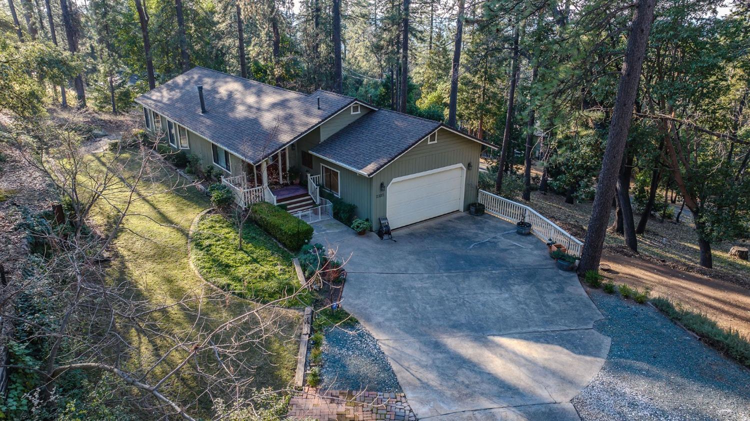 23201 Hidden Lane