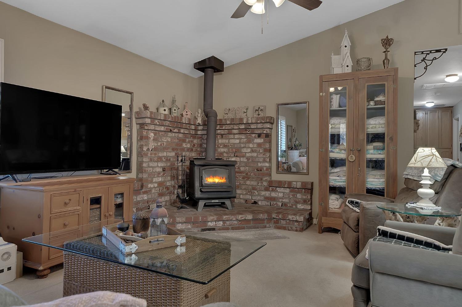 23201 Hidden Lane
