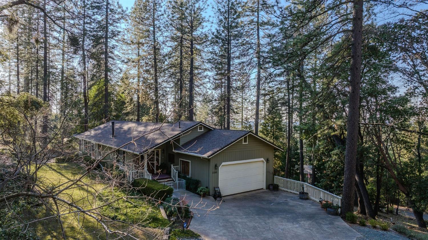 23201 Hidden Lane