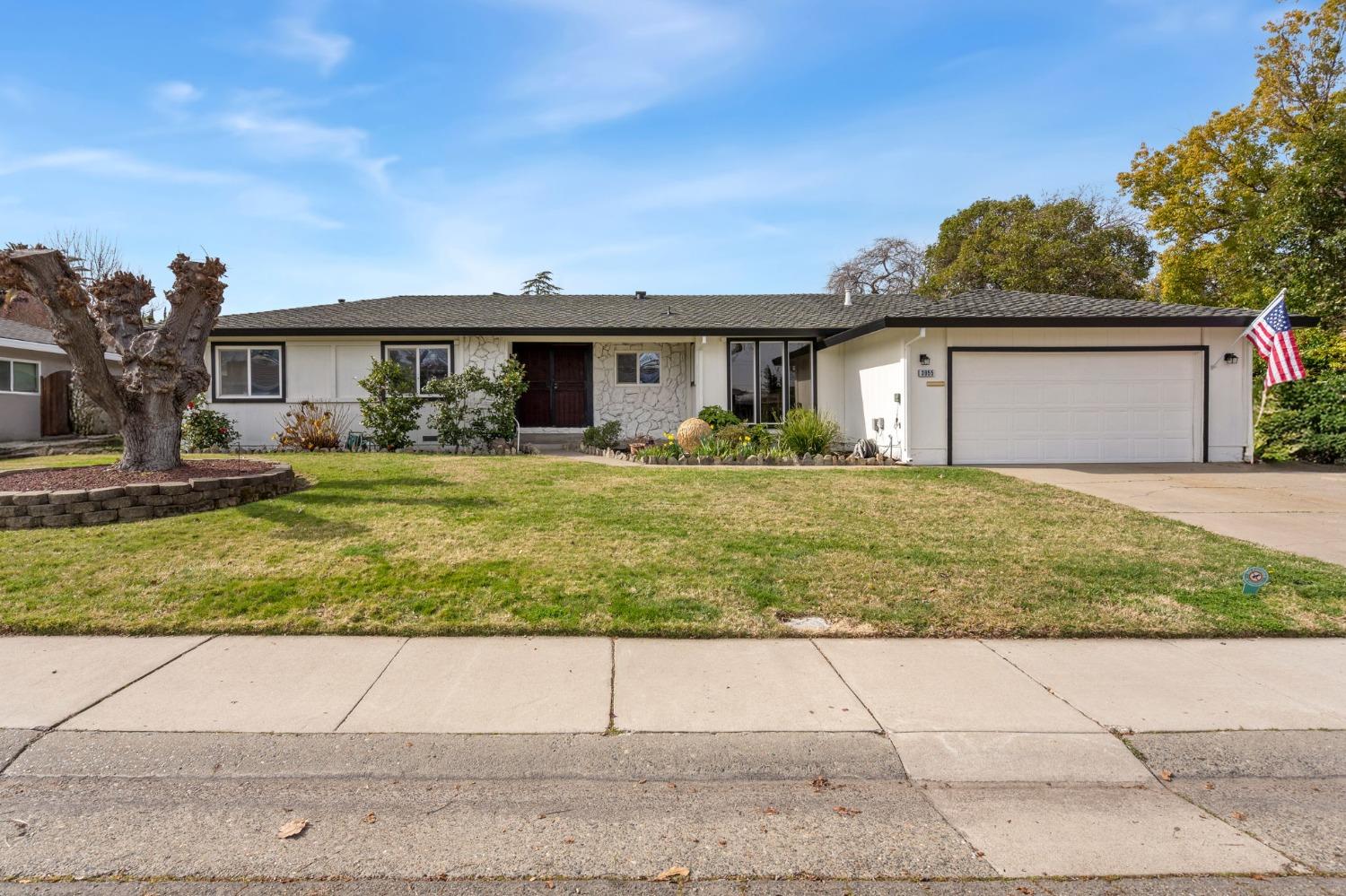 3955 Rochdale Drive