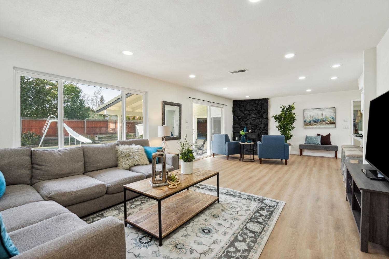 3955 Rochdale Drive