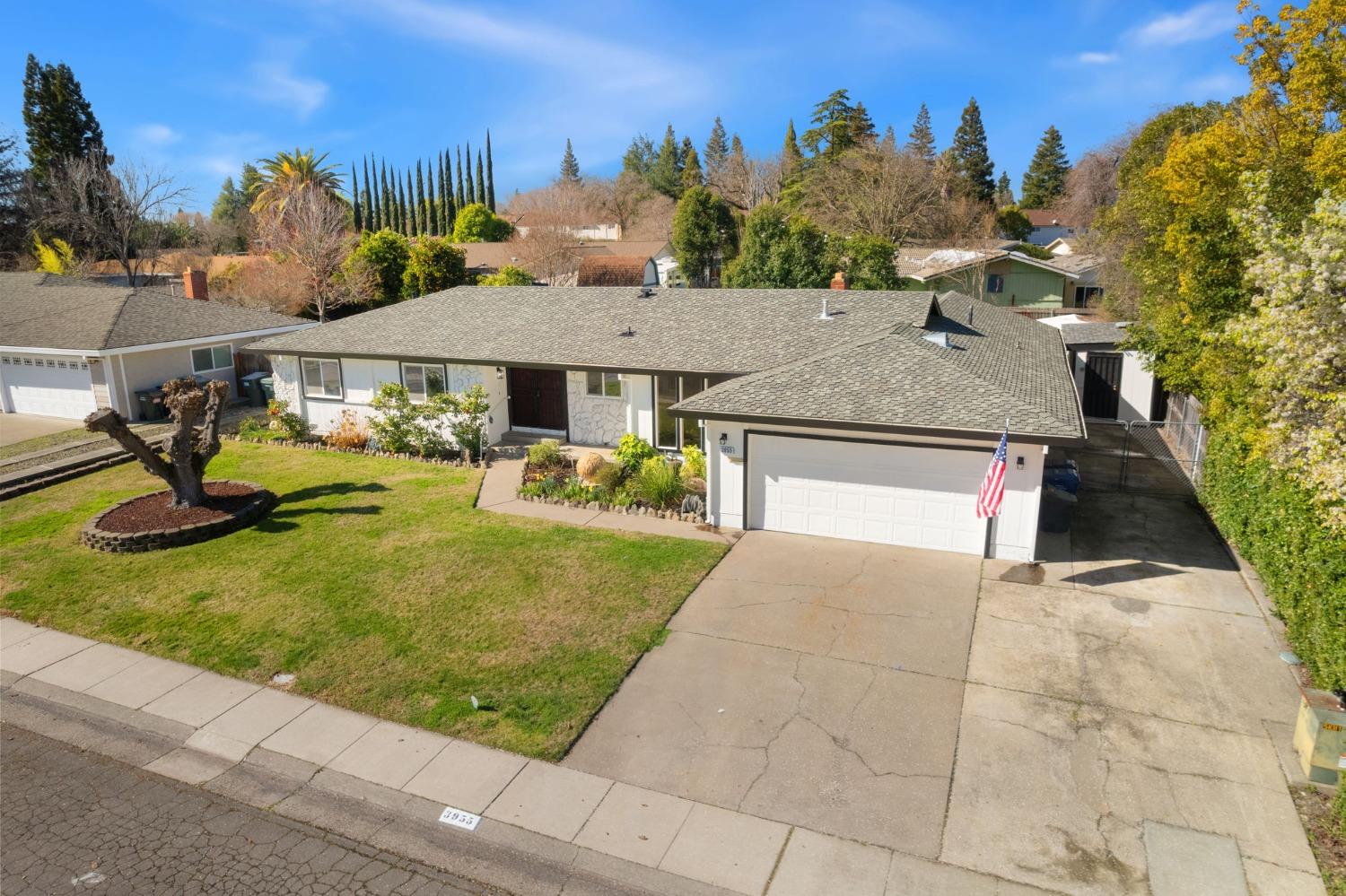 3955 Rochdale Drive