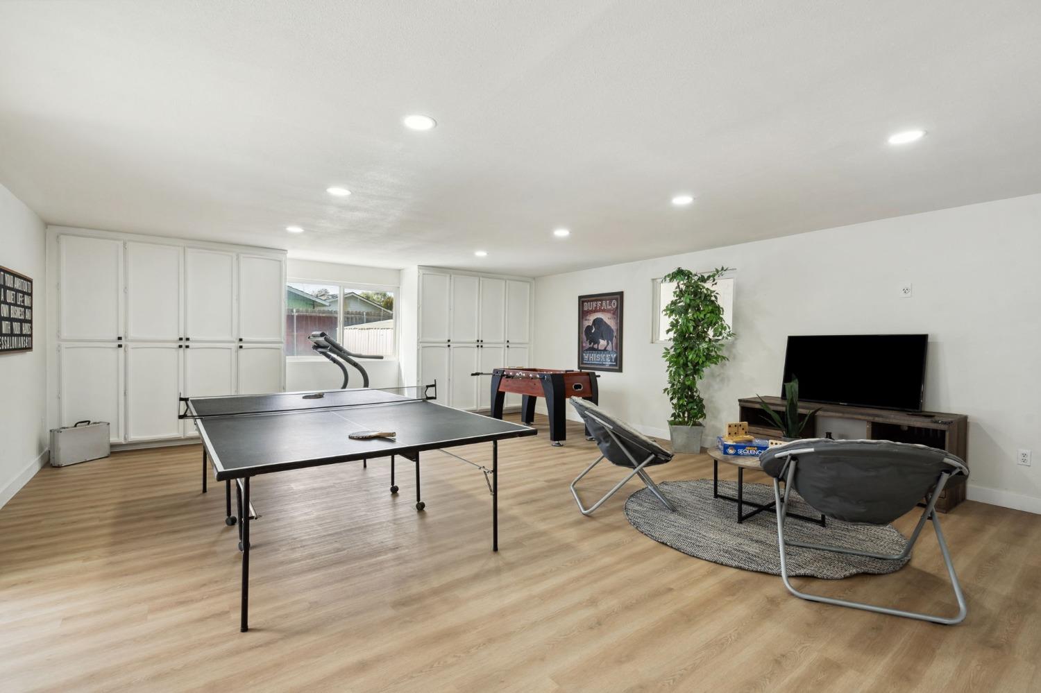 3955 Rochdale Drive