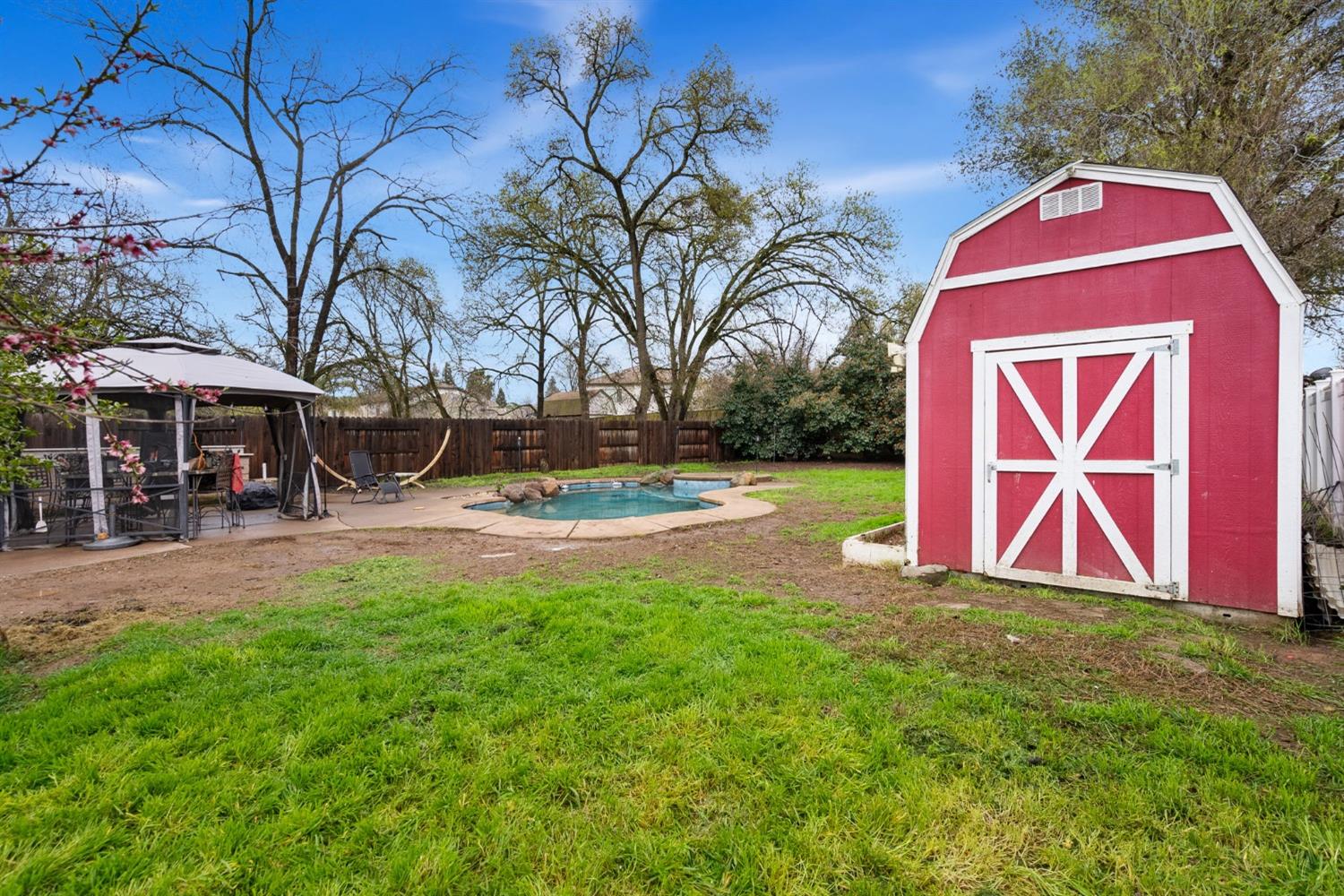 7616 Park Drive