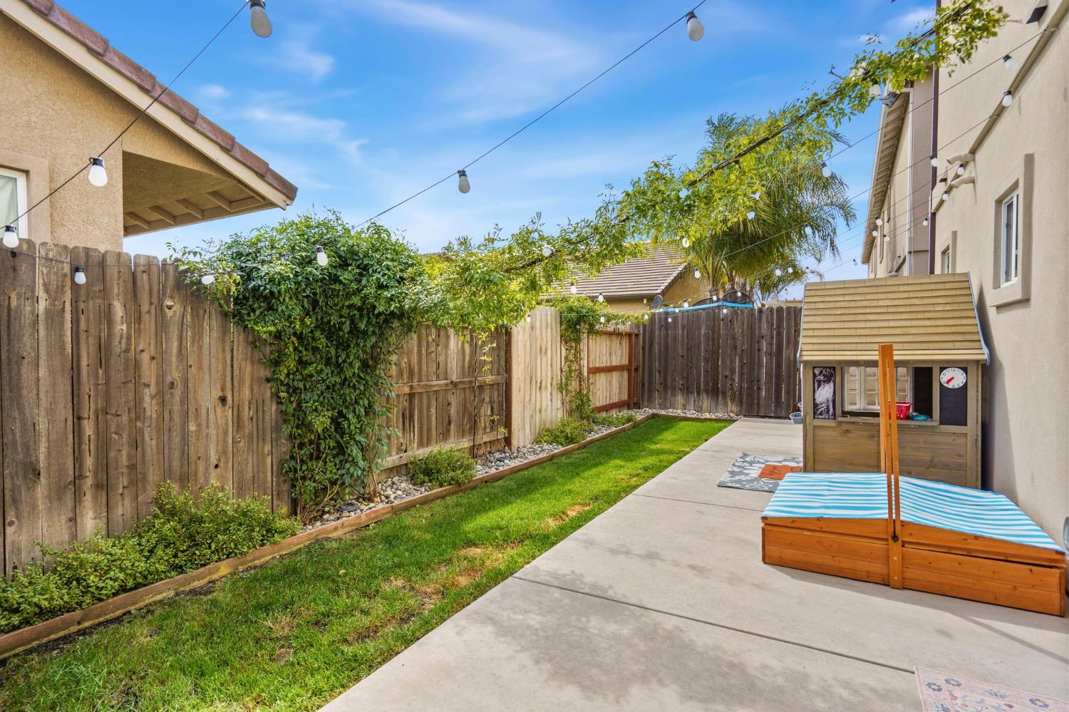 4252 Clay Creek Way