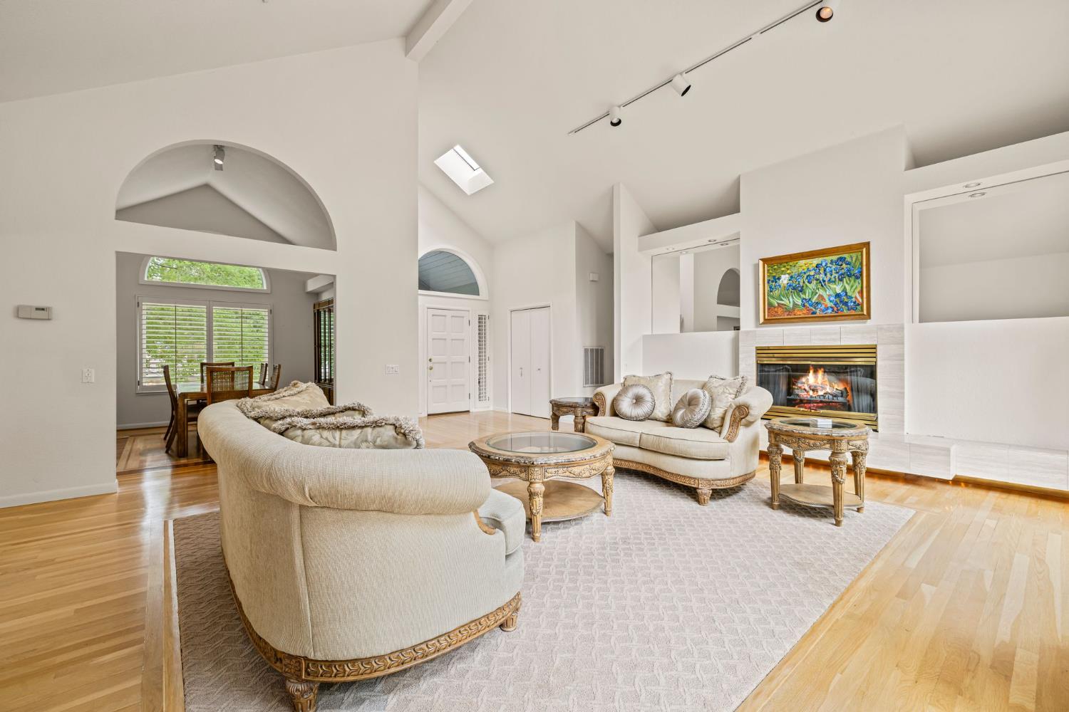 6156 Puerto Drive