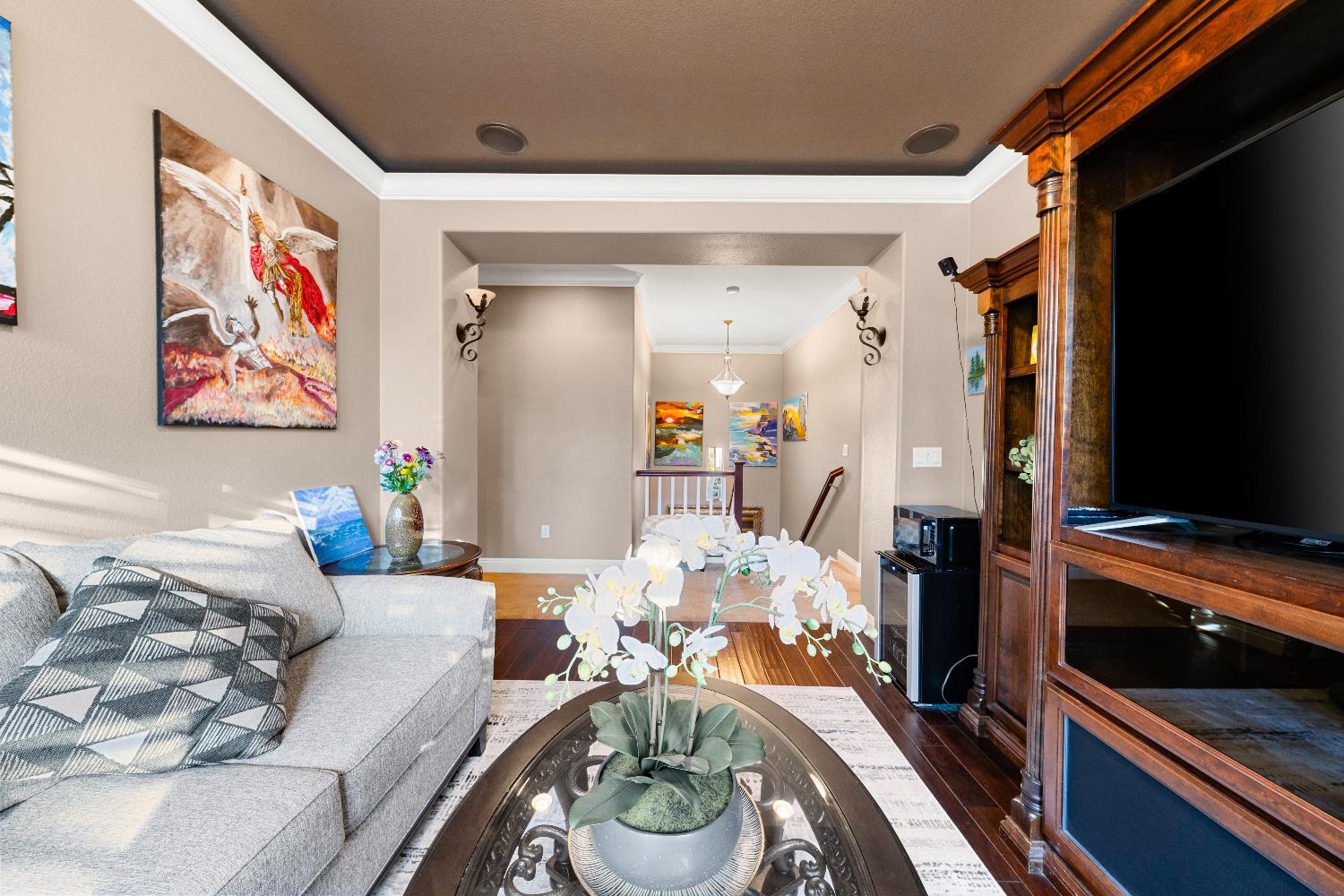 16 Kings Beach Place