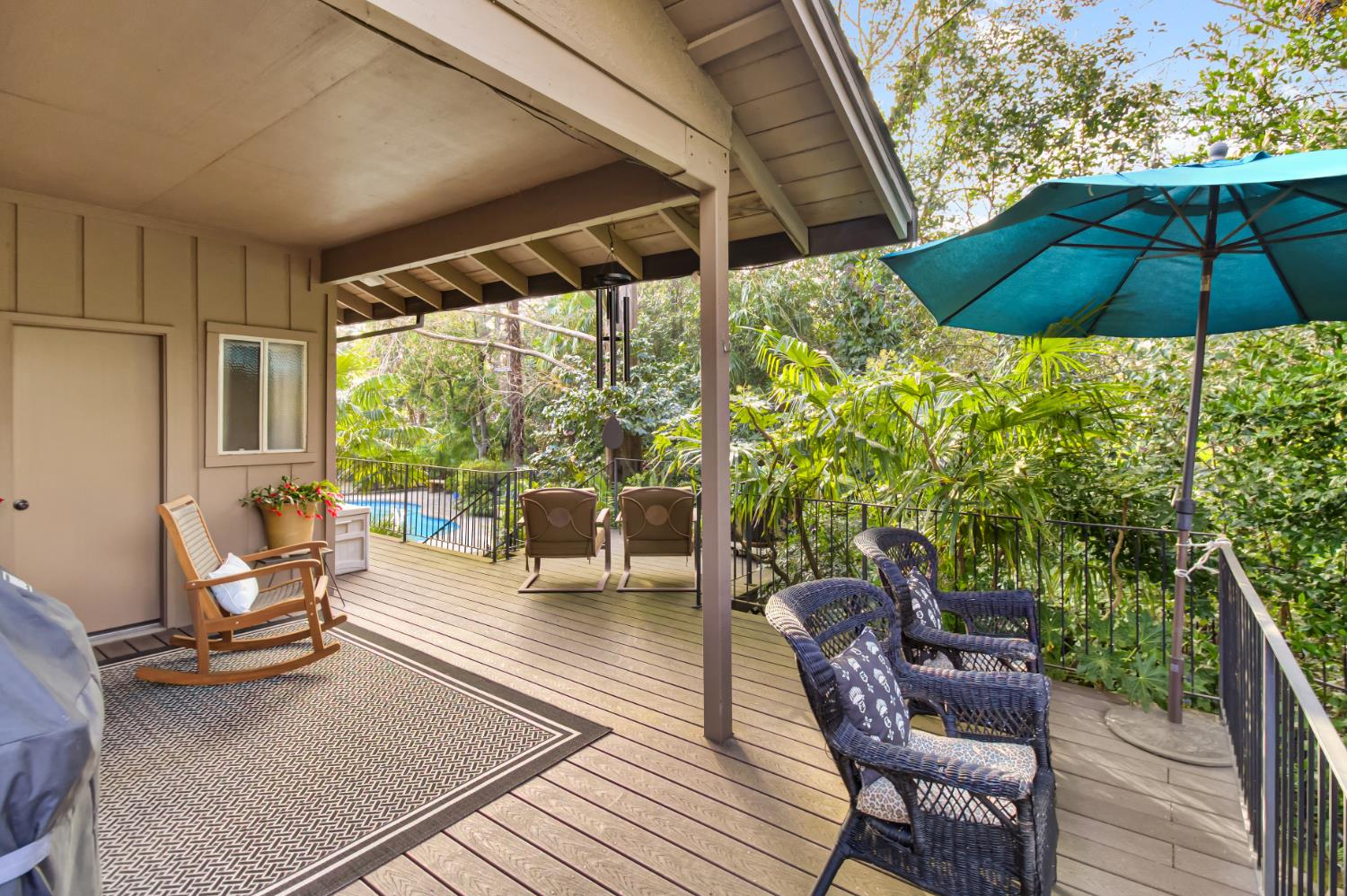 3305 Inverness Court