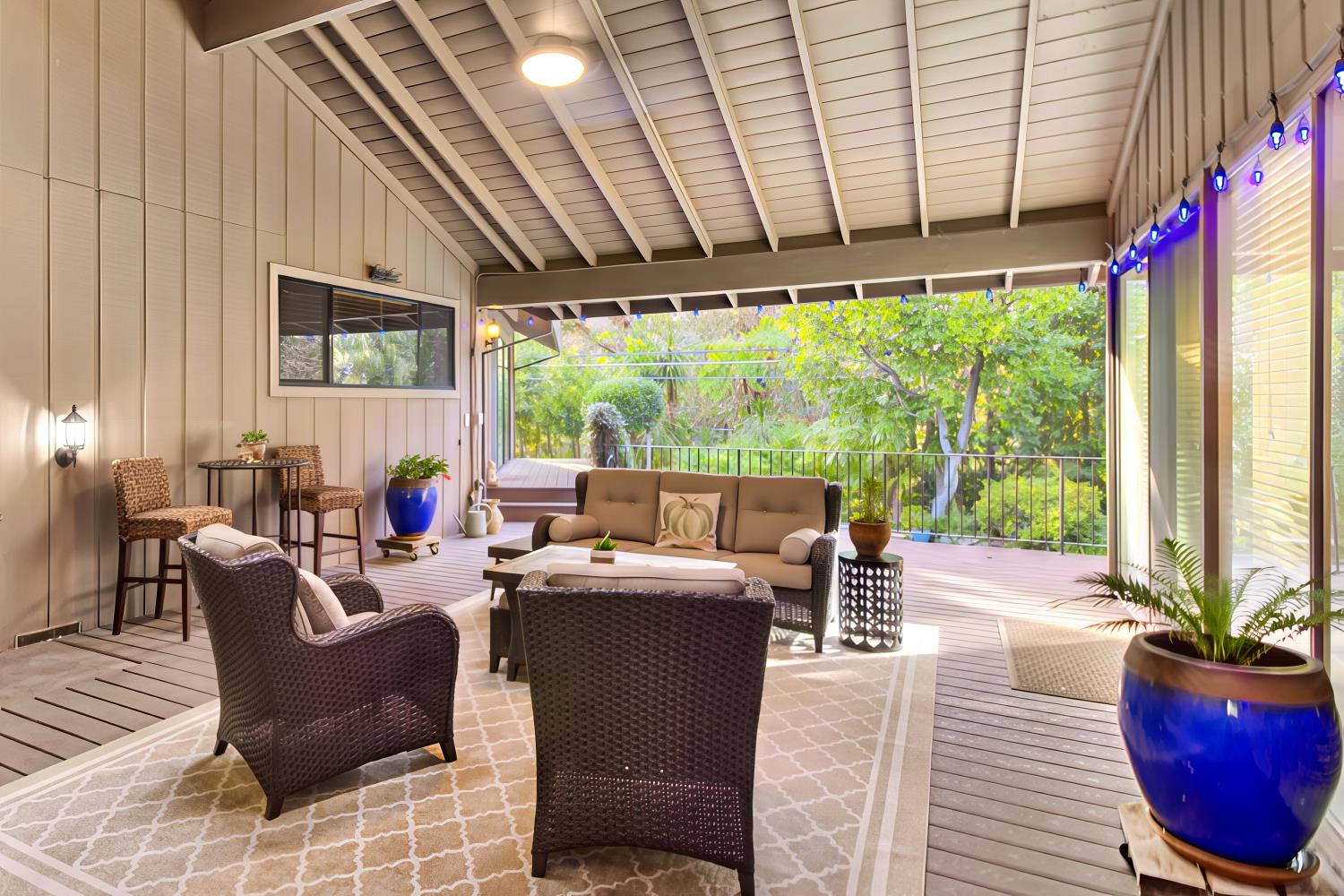 3305 Inverness Court