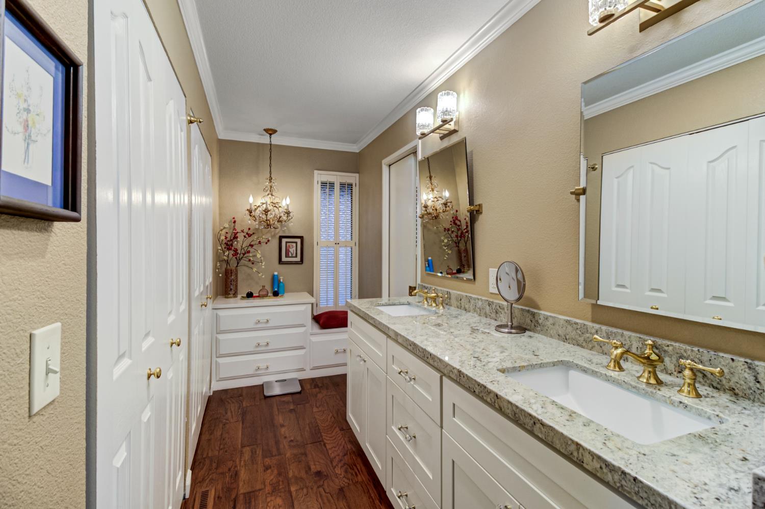 3305 Inverness Court