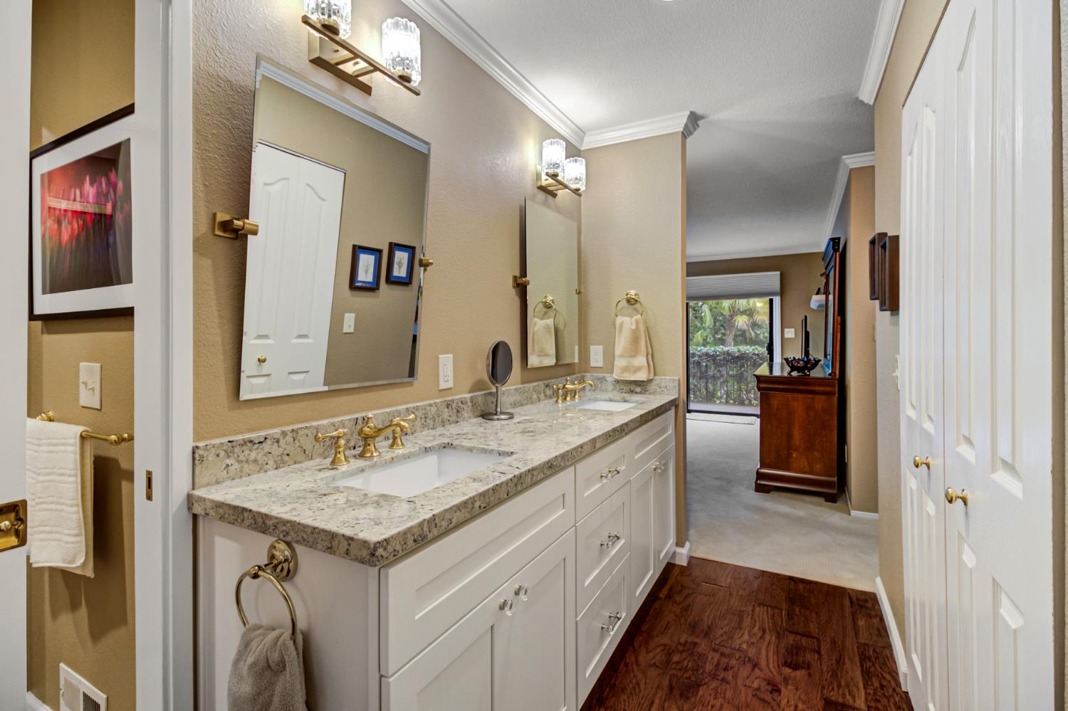 3305 Inverness Court