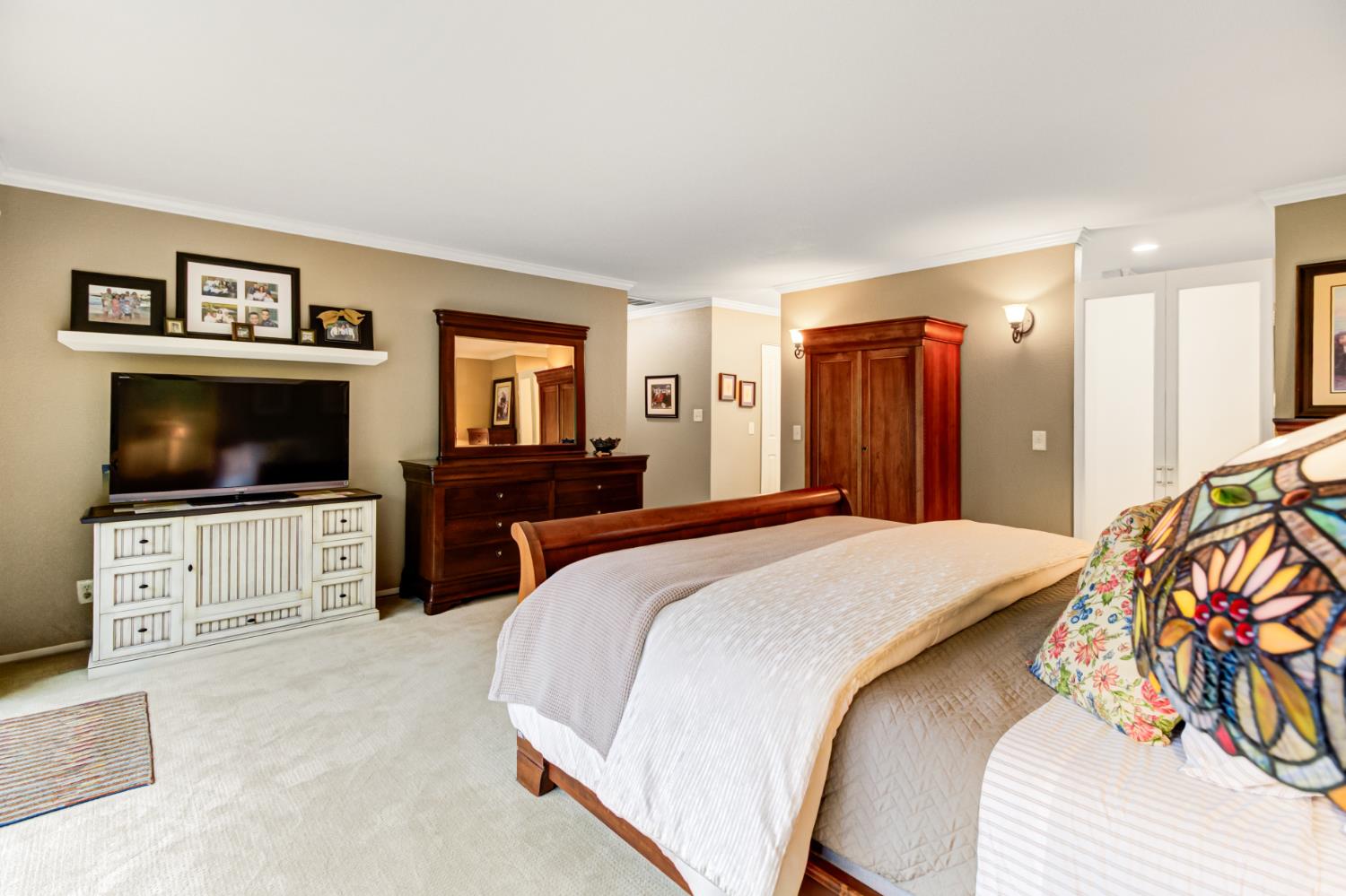 3305 Inverness Court