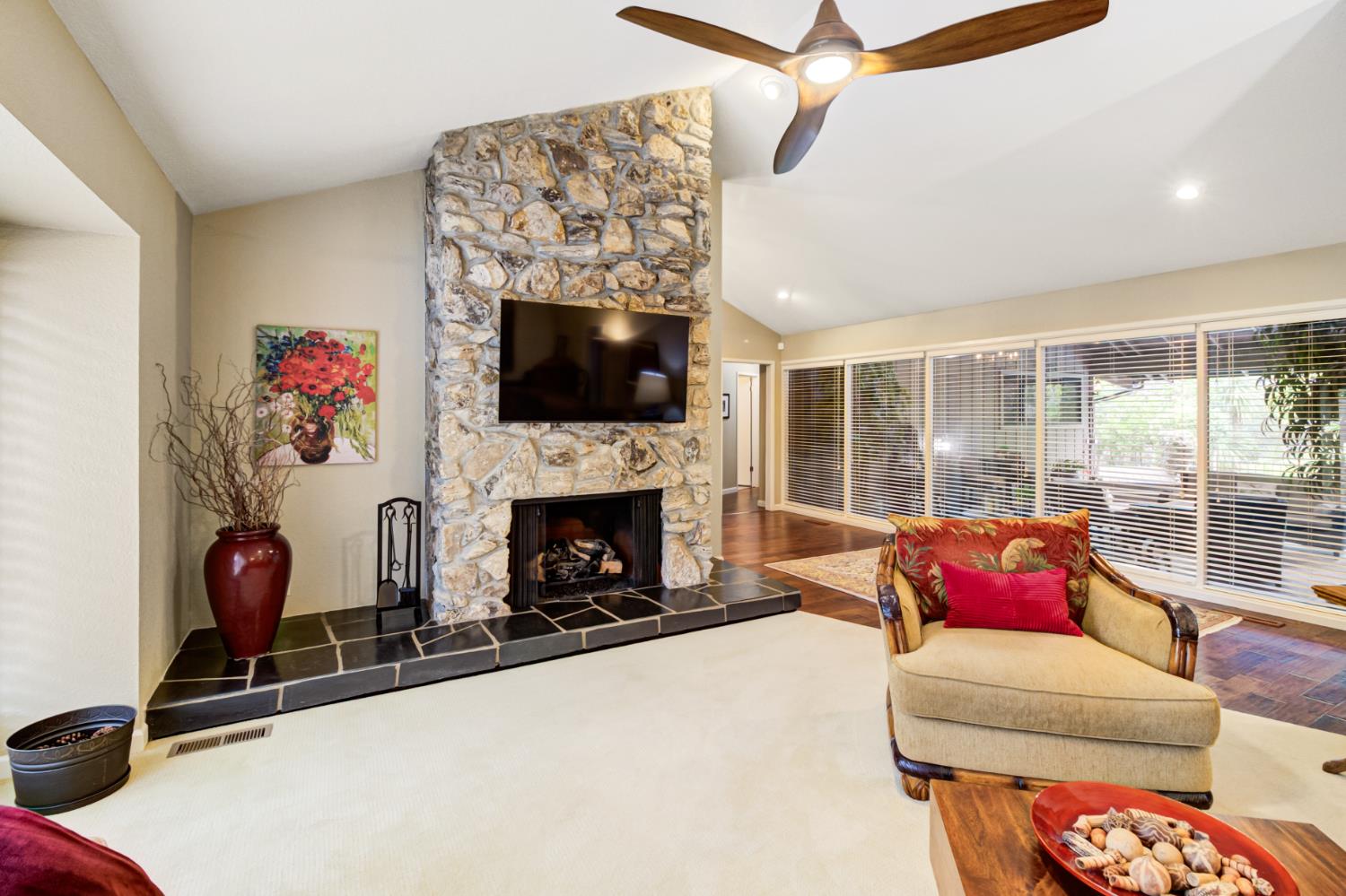 3305 Inverness Court