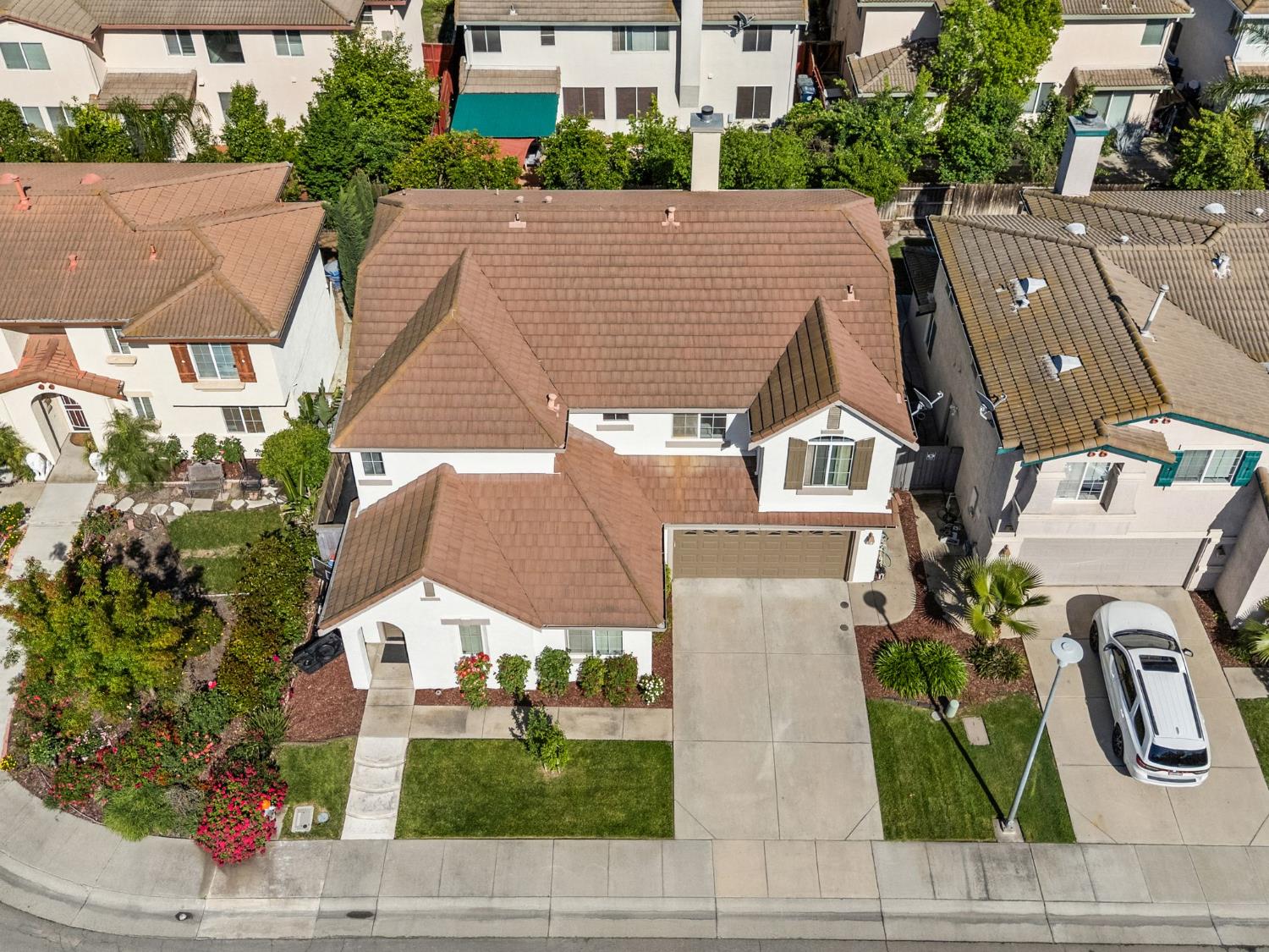 24 Sabre Court