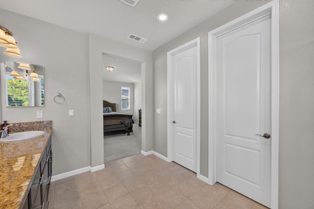 3081 Lassen Street