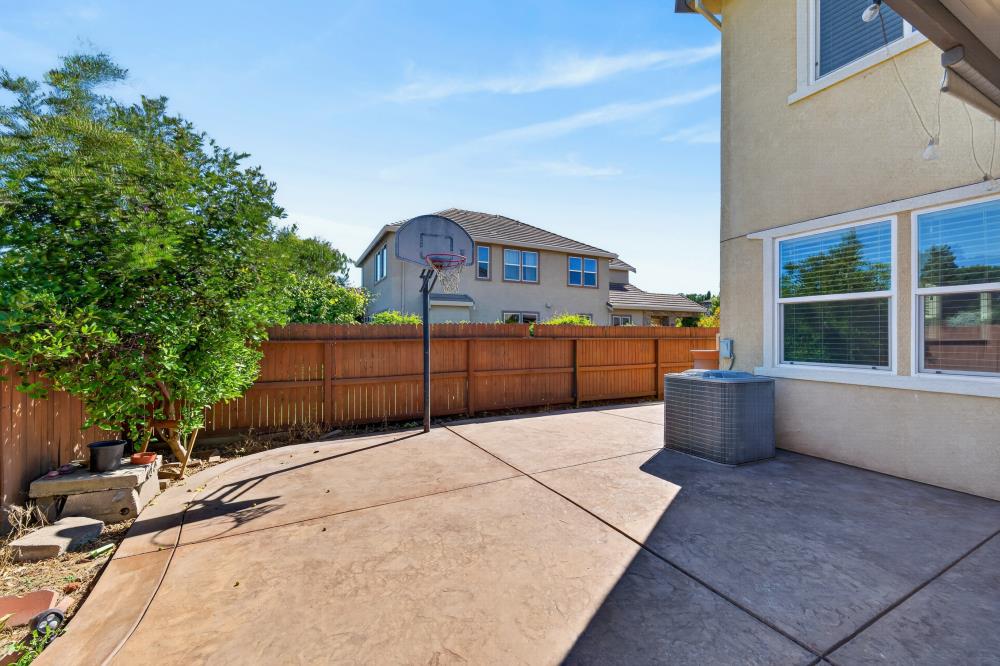 3081 Lassen Street
