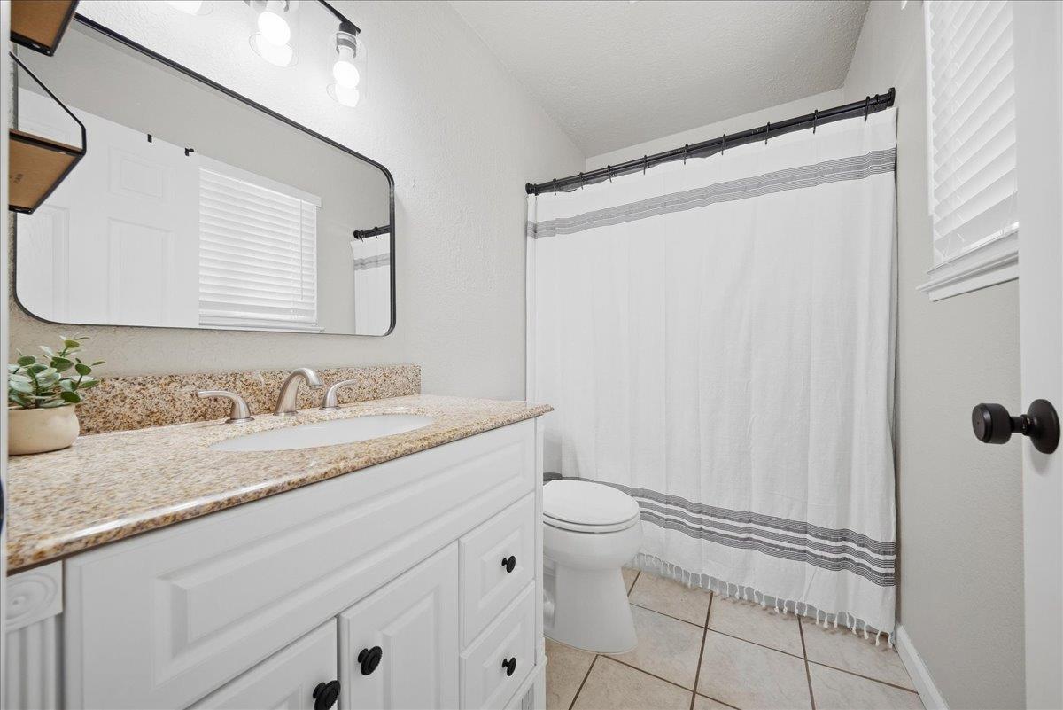 5661 Butano Way