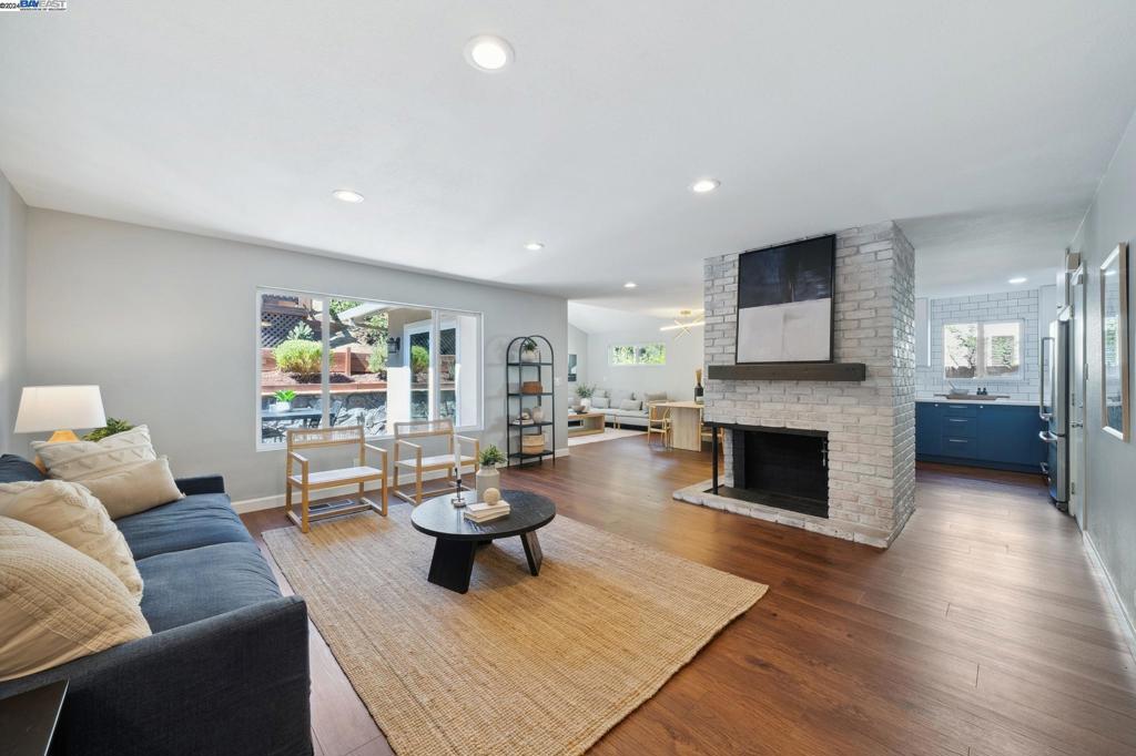 4624 Newhaven Way