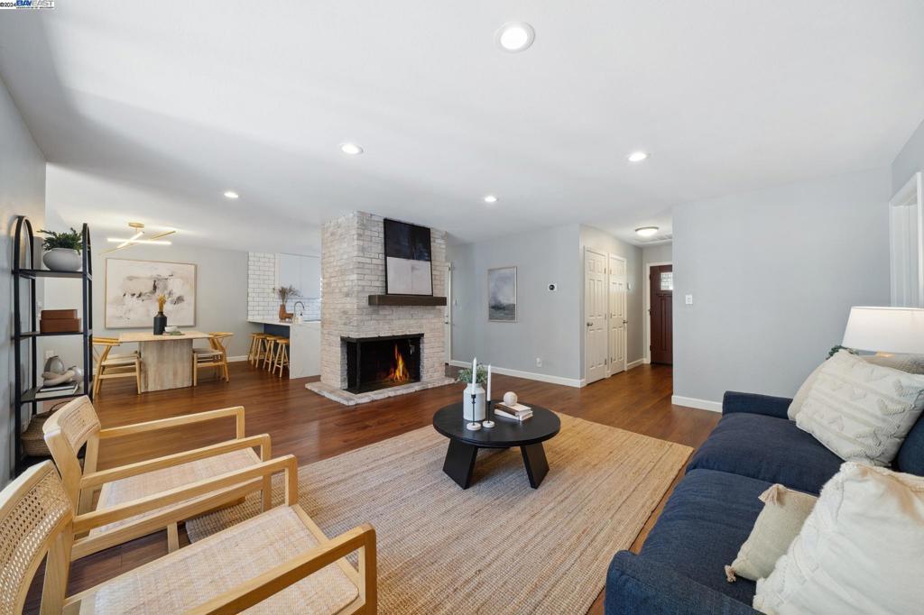 4624 Newhaven Way