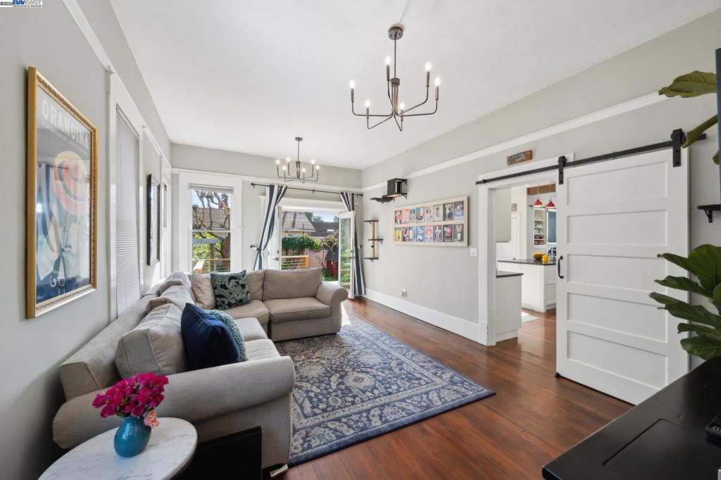 3272 Central Ave