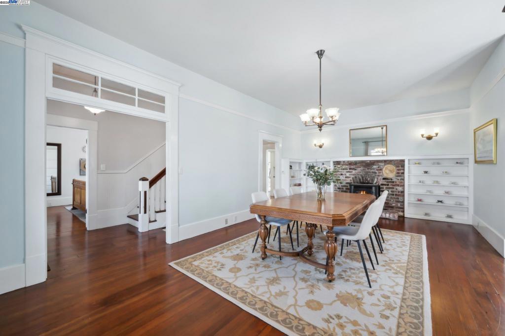 3272 Central Ave