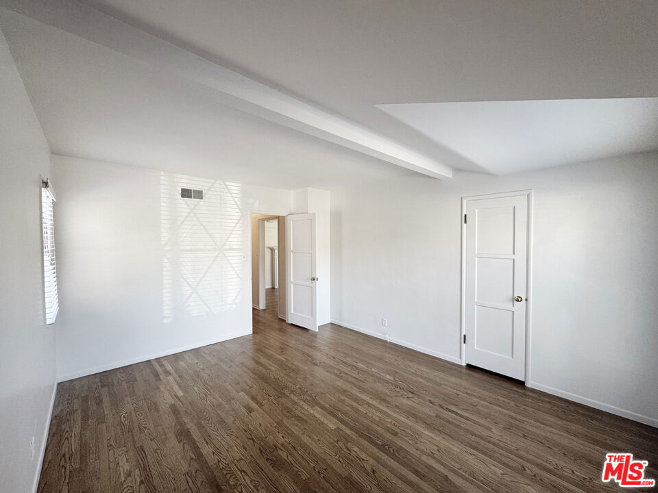 13054 Hartsook Street