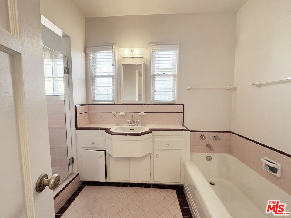 13054 Hartsook Street