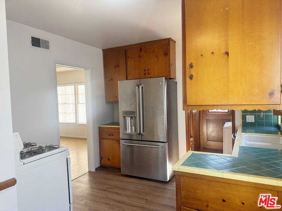 13054 Hartsook Street