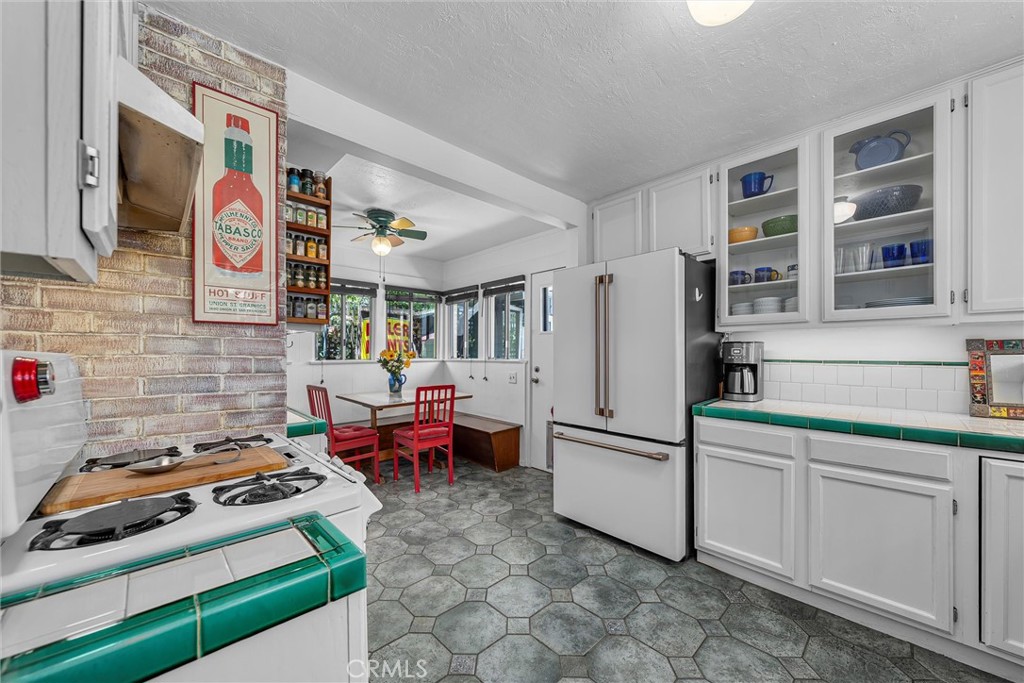 4039 W 7th Street