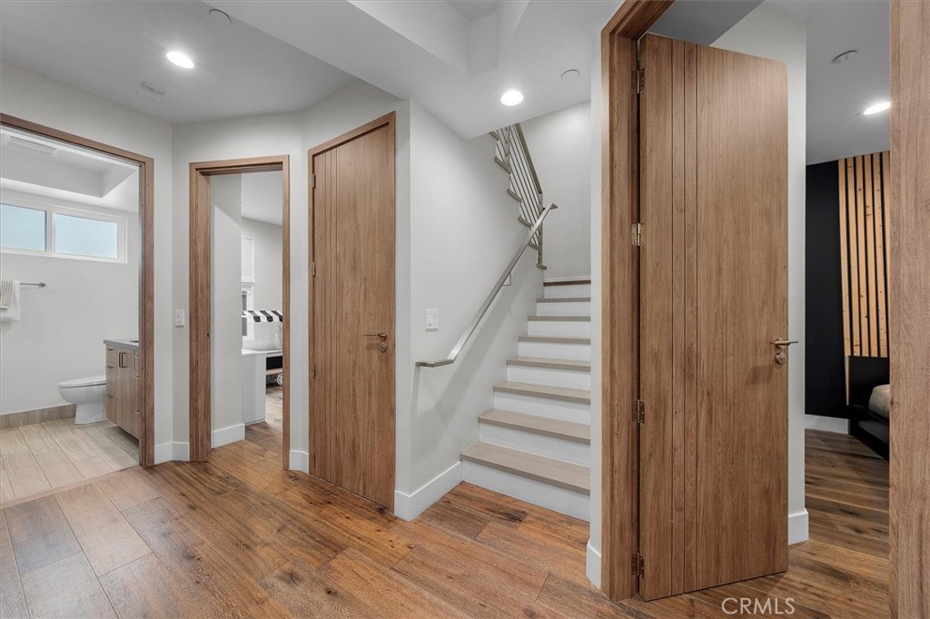 2713 Carnegie Lane B