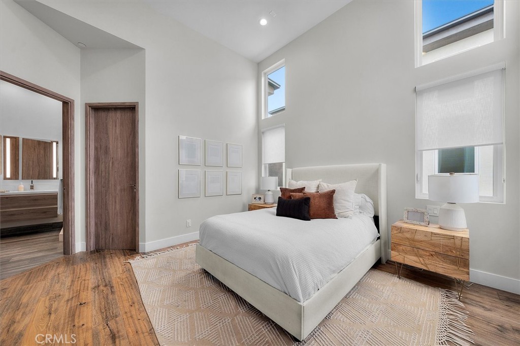 2713 Carnegie Lane B