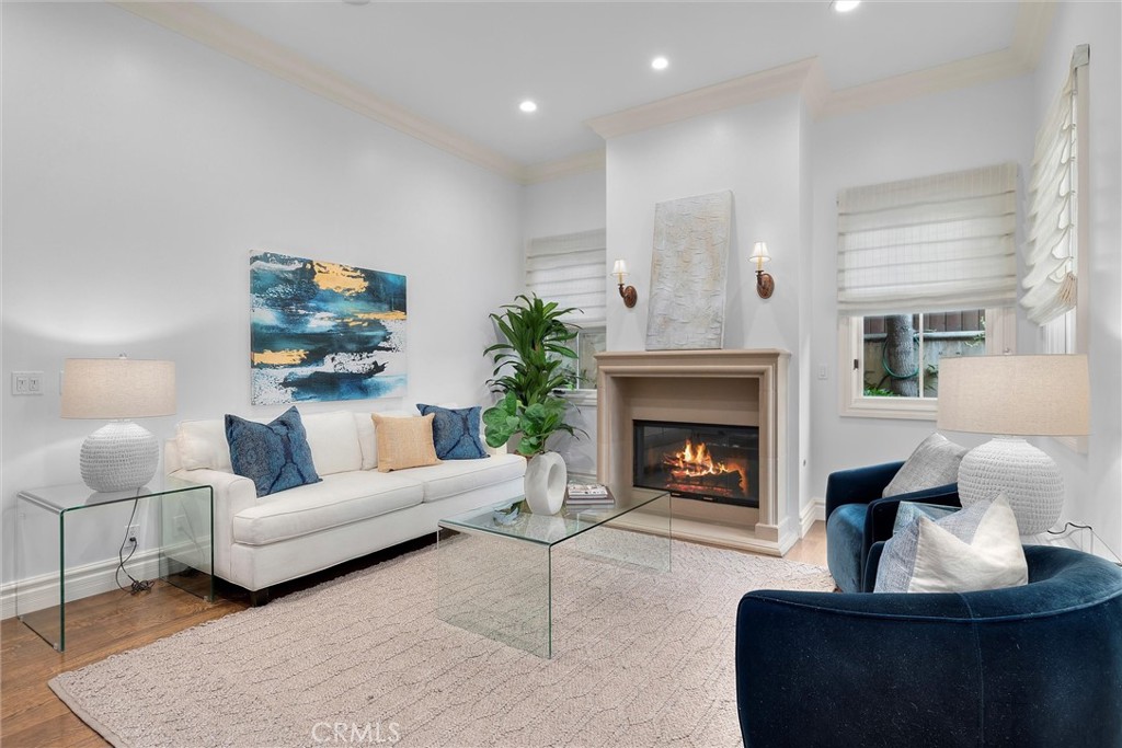 114 N Ardmore Avenue