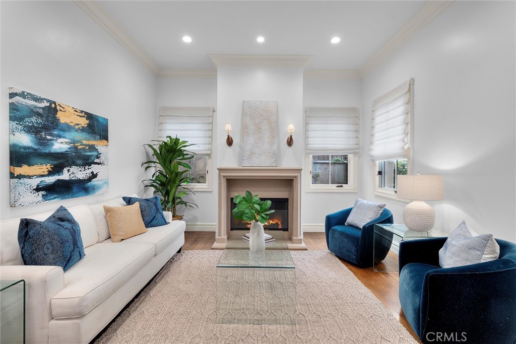 114 N Ardmore Avenue