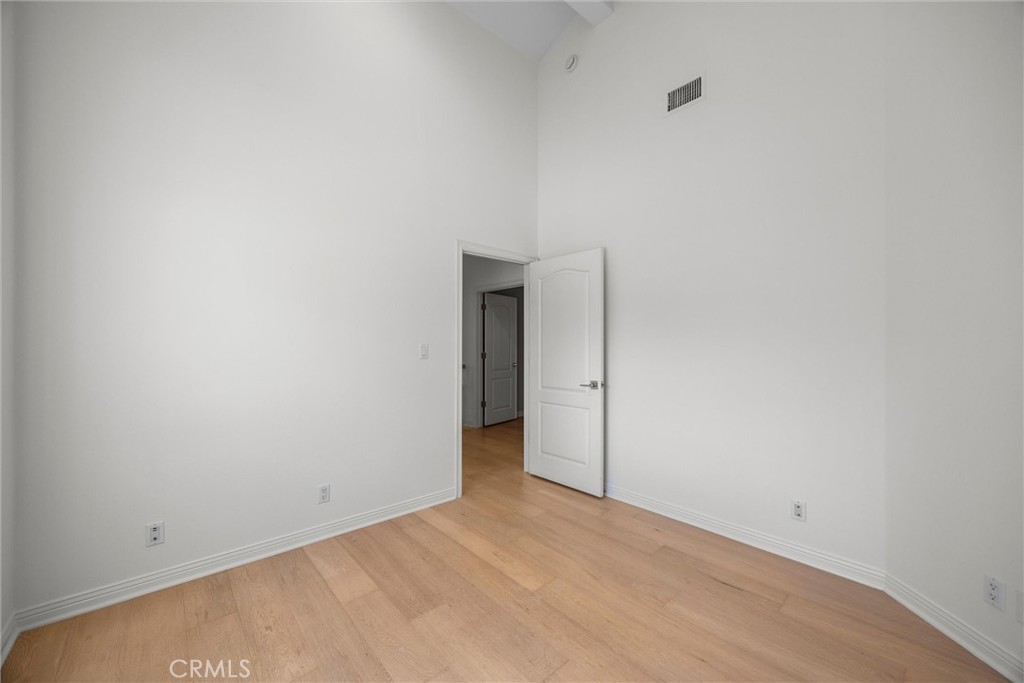 2221 Pullman Lane B