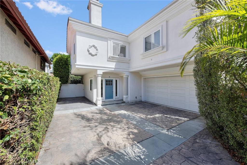 2221 Pullman Lane B