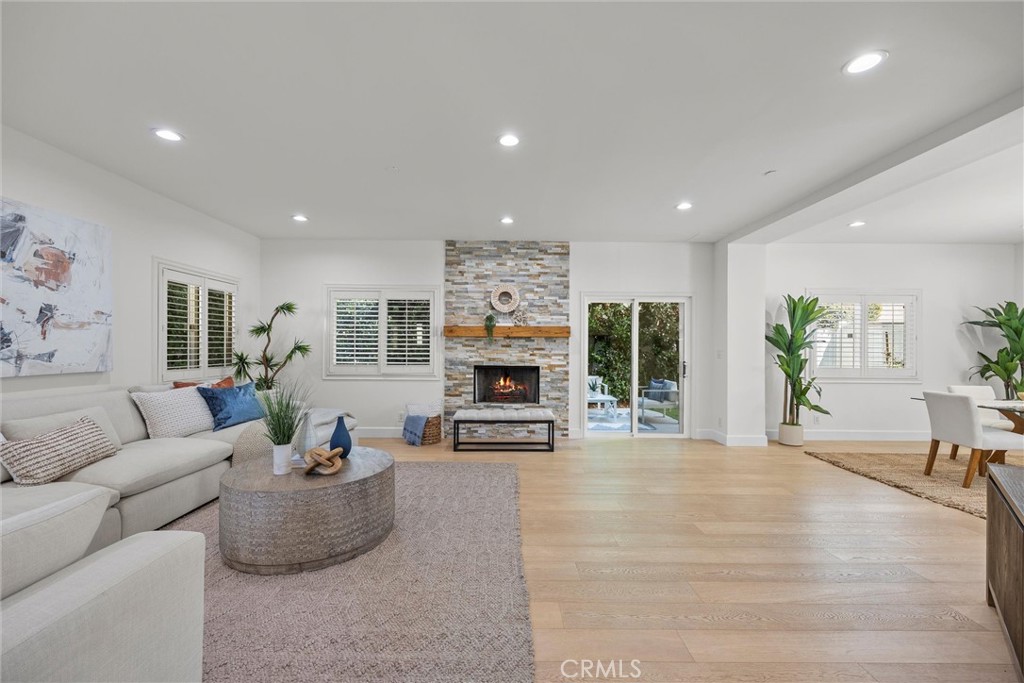2221 Pullman Lane B